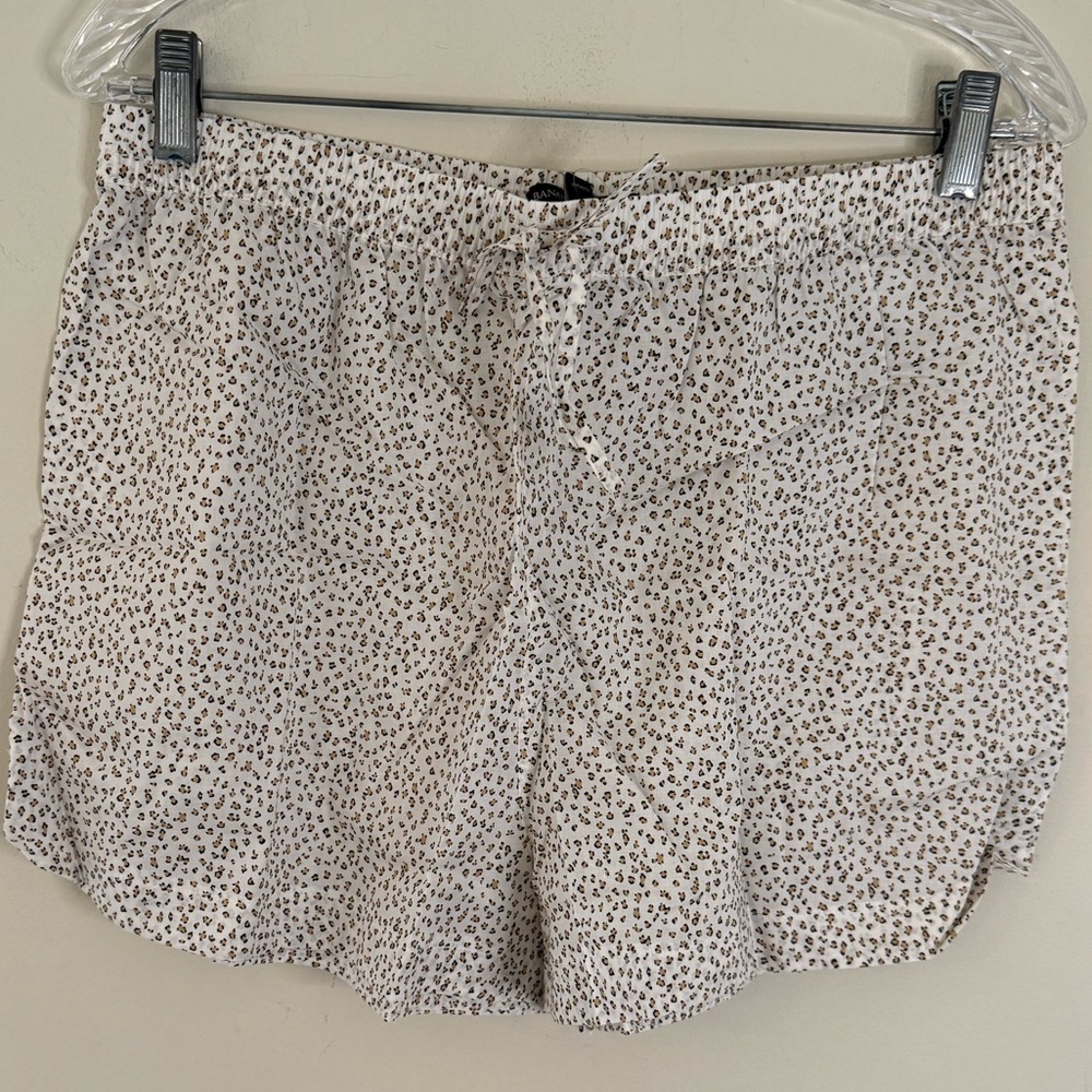 Banana Republic leopard print pajama sleep shorts size medium
